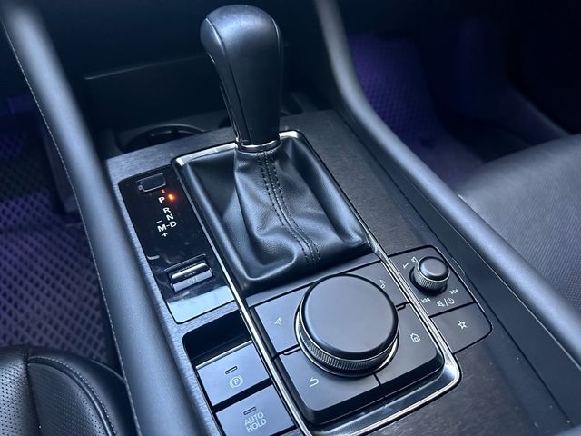 MAZDA馬自達 MAZDA 3  第8張相片