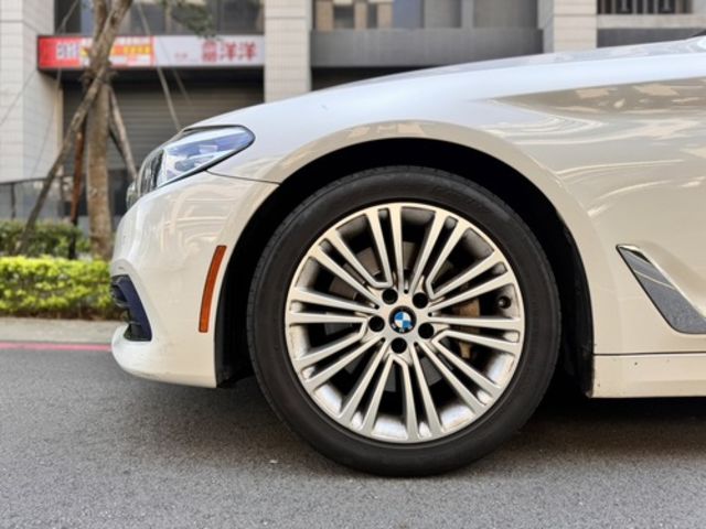 BMW寶馬 530I  第4張相片