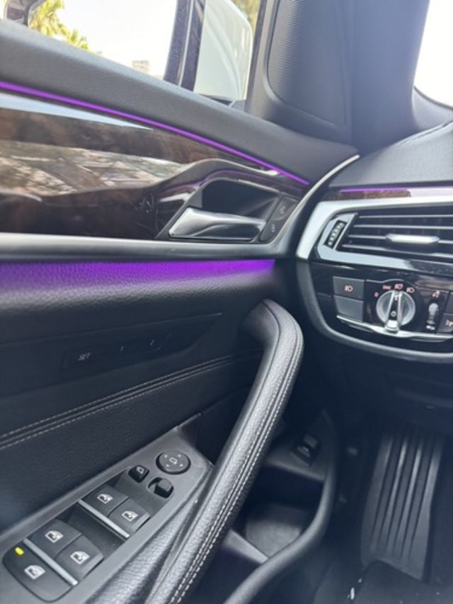 BMW寶馬 530I  第8張相片