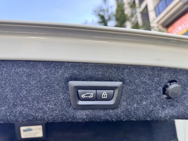 BMW寶馬 530I  第9張相片