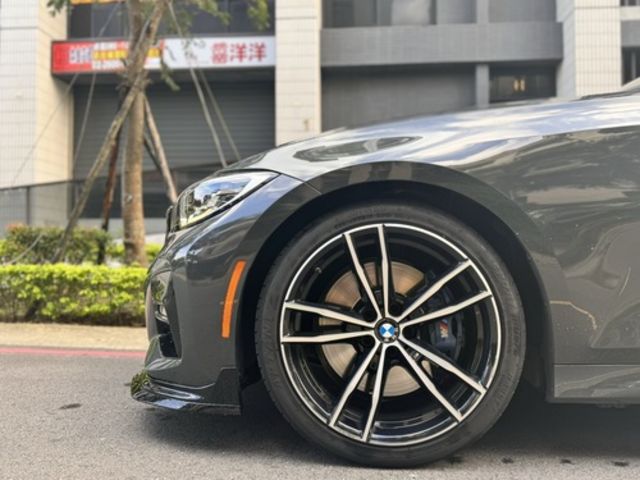 BMW寶馬 330I  第4張相片