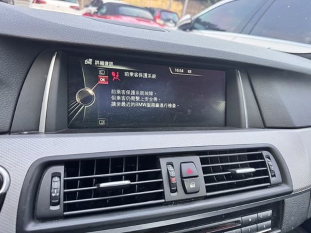 BMW寶馬 528I  第6張相片