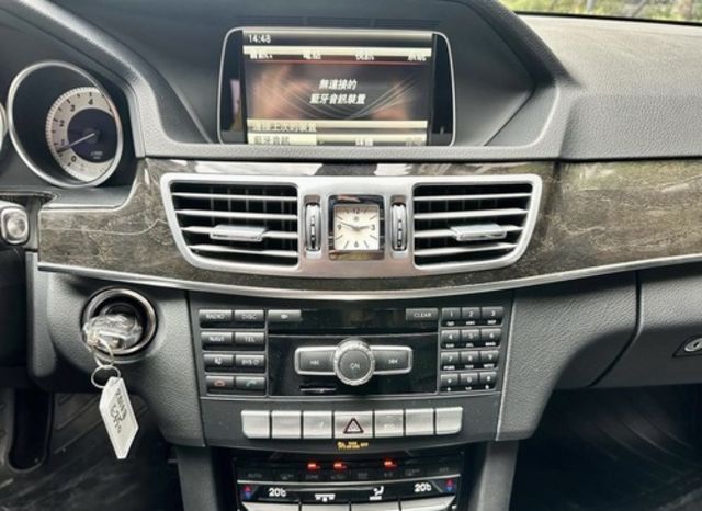 M-BENZ賓士 E350  第6張相片