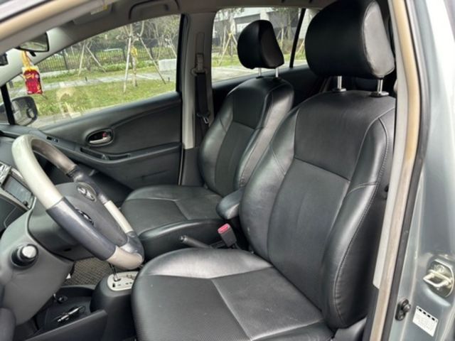 TOYOTA豐田 YARIS  第3張相片