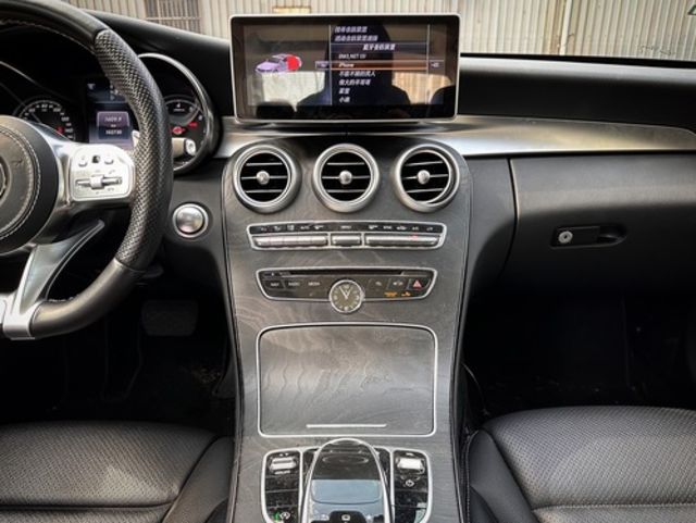 M-BENZ賓士 C300  第8張相片