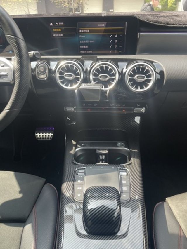 M-BENZ賓士 A180  第5張相片