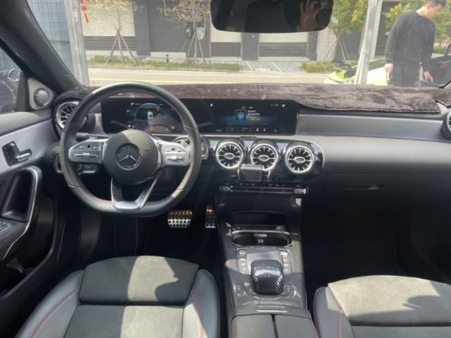 M-BENZ賓士 A180  第7張相片
