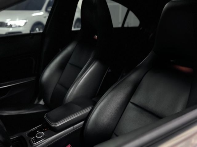 M-BENZ賓士 CLA250  第4張相片