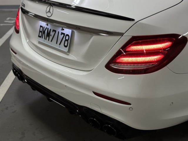 M-BENZ賓士 E300  第4張相片
