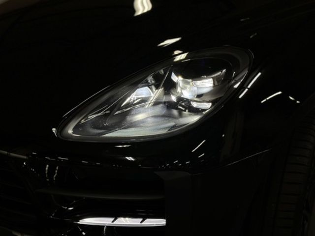 PORSCHE保時捷 MACAN  第4張相片