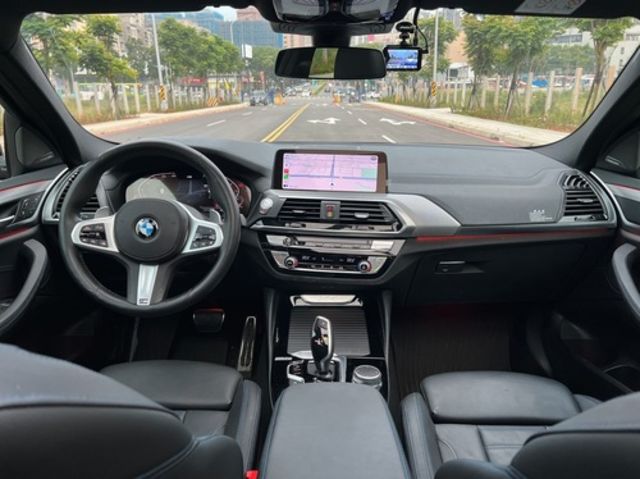 BMW寶馬 X4 XDRIVE30I  第5張相片