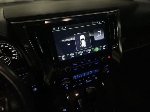 TOYOTA豐田 ALPHARD  第4張相片