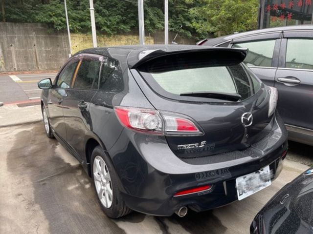 MAZDA馬自達 MAZDA 3  第2張相片