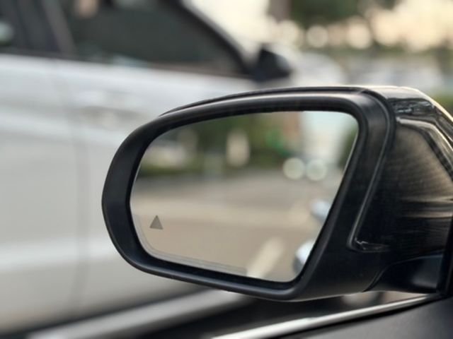 M-BENZ賓士 C300  第6張相片