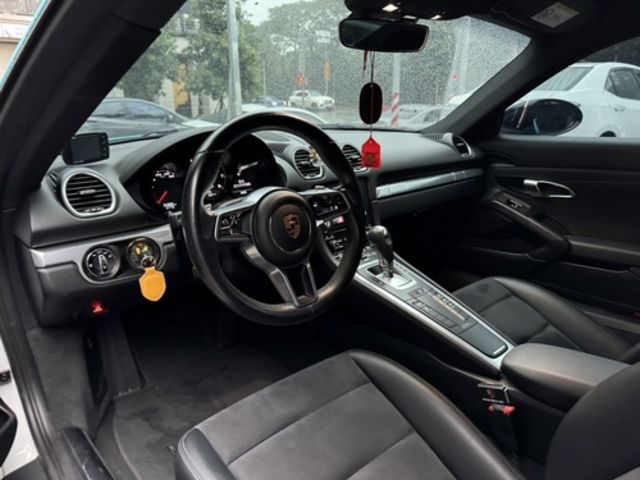 PORSCHE保時捷 CAYMAN  第4張相片
