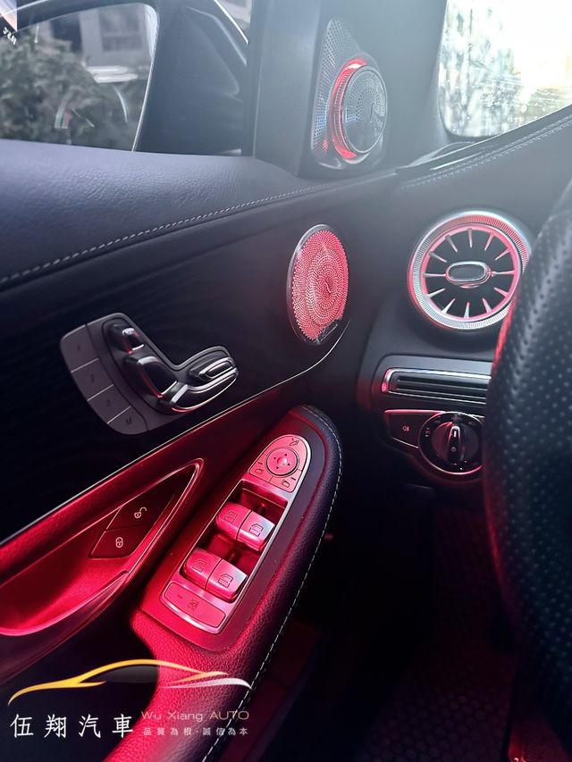 M-BENZ賓士 C300  第7張相片