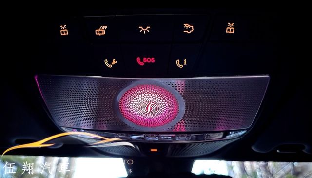 M-BENZ賓士 C300  第8張相片
