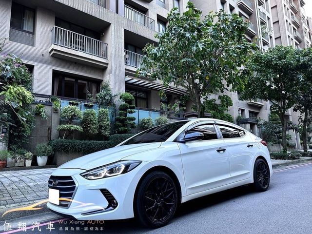 HYUNDAI現代 ELANTRA  第1張相片