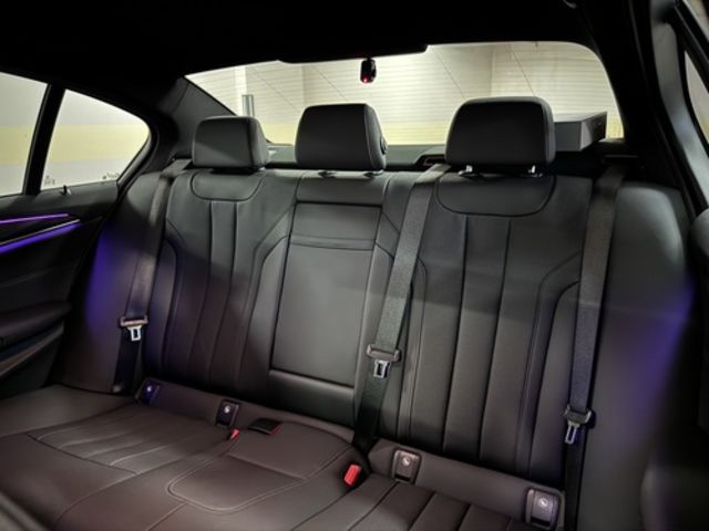 BMW寶馬 520I  第6張相片