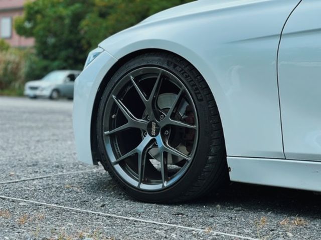 BMW寶馬 328I  第4張相片
