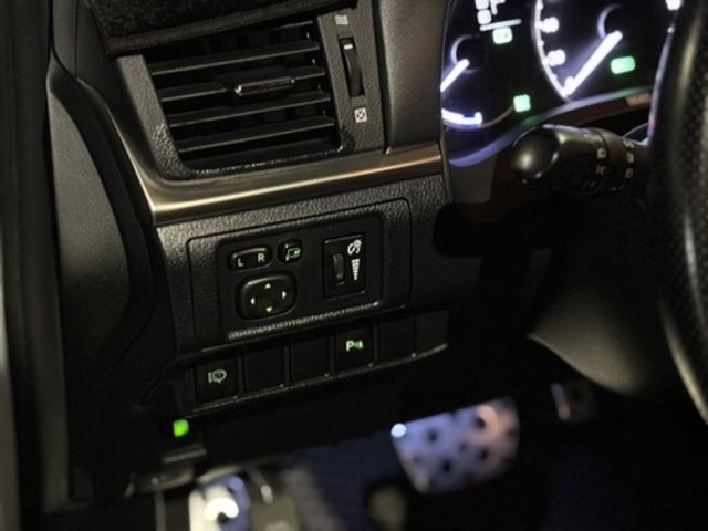 LEXUS凌志 CT200H  第9張相片