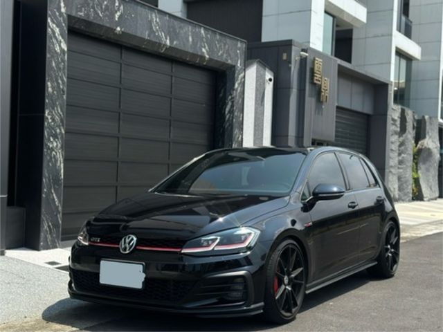 VOLKSWAGEN福斯 GOLF GTI  第1張相片