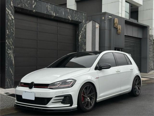 VOLKSWAGEN福斯 GOLF GTI  第1張相片
