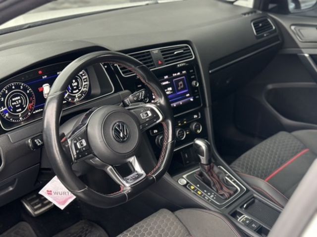VOLKSWAGEN福斯 GOLF GTI  第5張相片