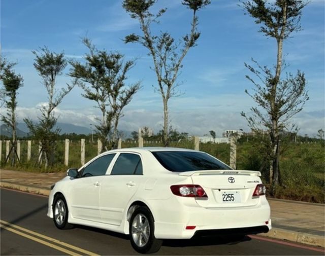 TOYOTA豐田 ALTIS  第2張相片