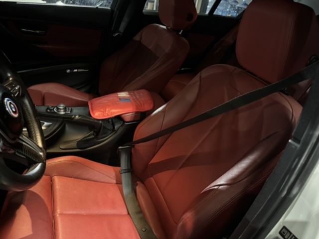 BMW寶馬 328I M SPORT  第5張相片
