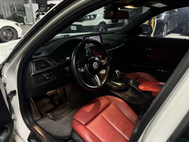 BMW寶馬 328I M SPORT  第6張相片
