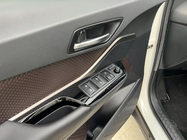 TOYOTA豐田 C-HR  第8張相片