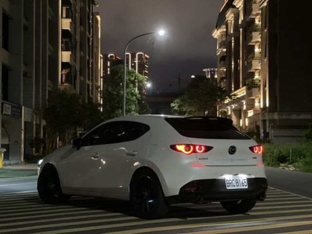 MAZDA馬自達 MAZDA 3  第2張相片