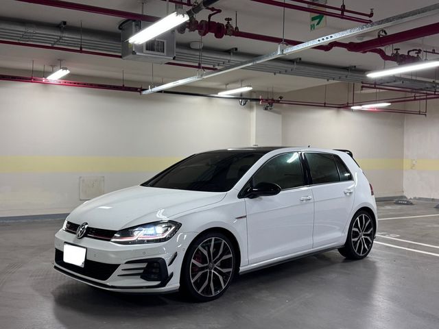 VOLKSWAGEN福斯 GOLF GTI  第1張相片