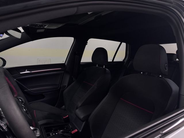 VOLKSWAGEN福斯 GOLF GTI  第5張相片