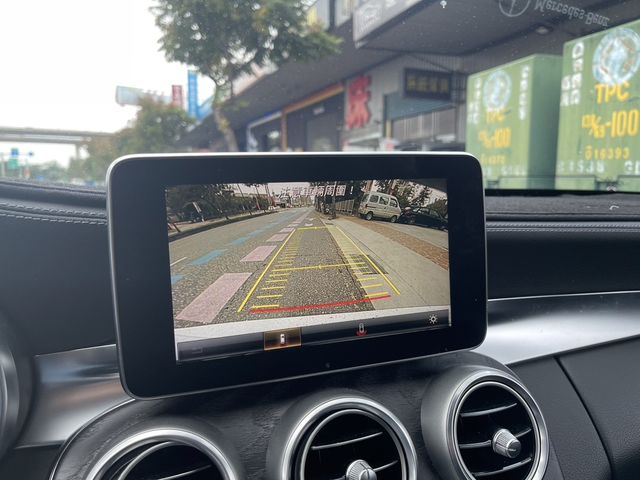 M-BENZ賓士 C300  第8張相片