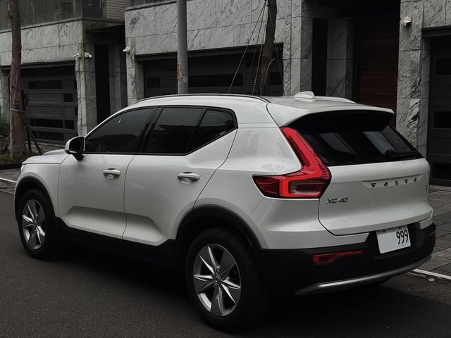 VOLVO富豪 XC40  第2張相片
