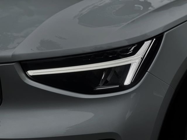 VOLVO富豪 XC40  第3張相片