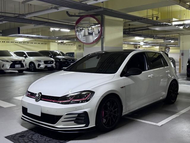 VOLKSWAGEN福斯 GOLF GTI  第1張相片