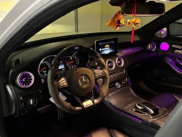 M-BENZ賓士 C300  第3張相片