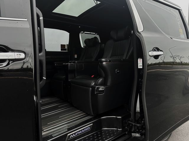 TOYOTA豐田 ALPHARD  第6張相片