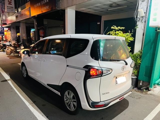 TOYOTA豐田 SIENTA  第2張相片