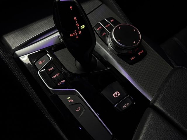BMW寶馬 520I  第9張相片