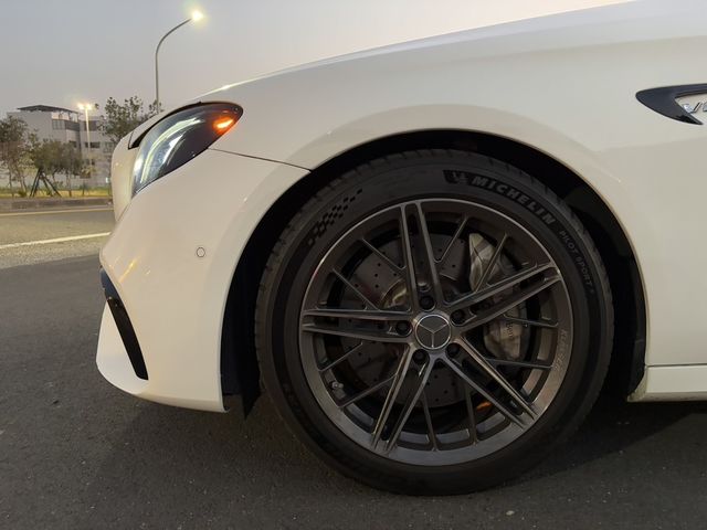 M-BENZ賓士 E300  第3張相片