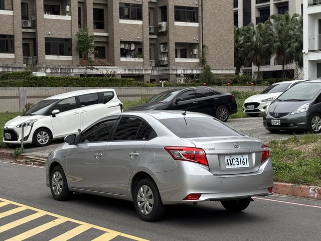 TOYOTA豐田 VIOS  第3張相片