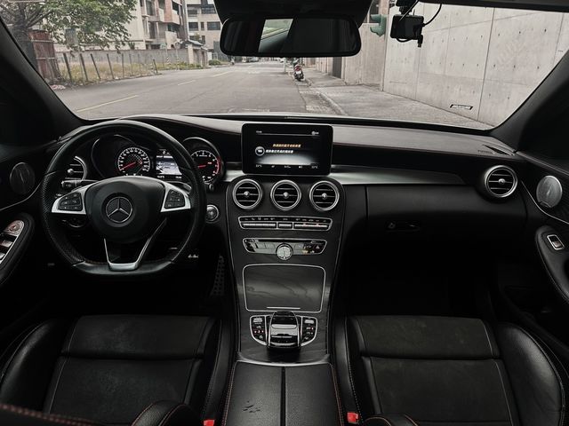 M-BENZ賓士 C43 AMG  第5張相片