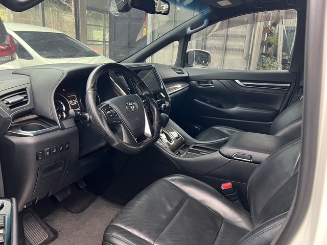 TOYOTA豐田 ALPHARD  第11張相片