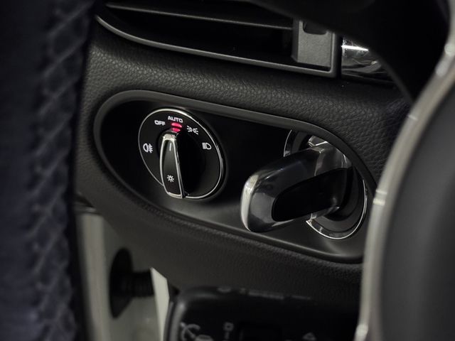 PORSCHE保時捷 MACAN  第4張相片