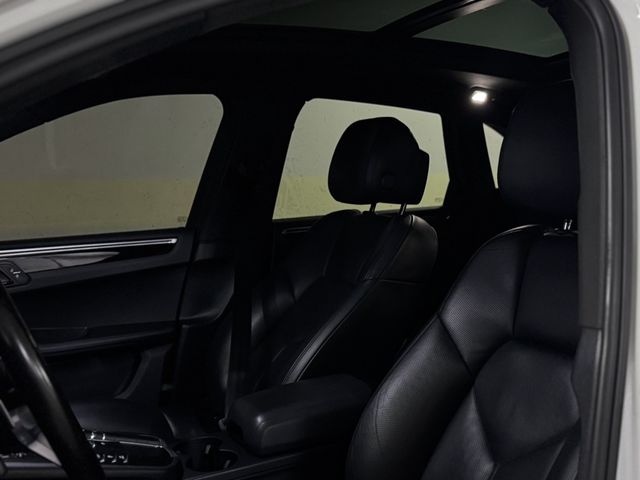 PORSCHE保時捷 MACAN  第9張相片