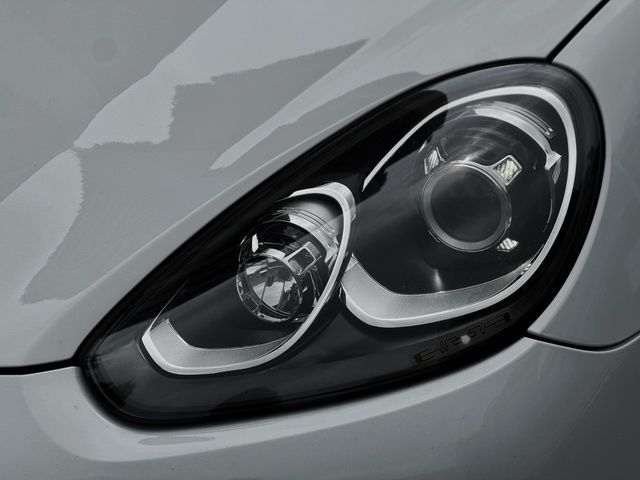 PORSCHE保時捷 CAYENNE  第3張相片